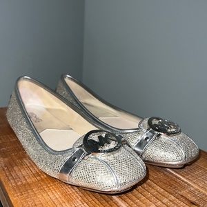 Michael Kors Fulton Ballet Flat MK logo Saffiano Leather Moc Silver Shoes